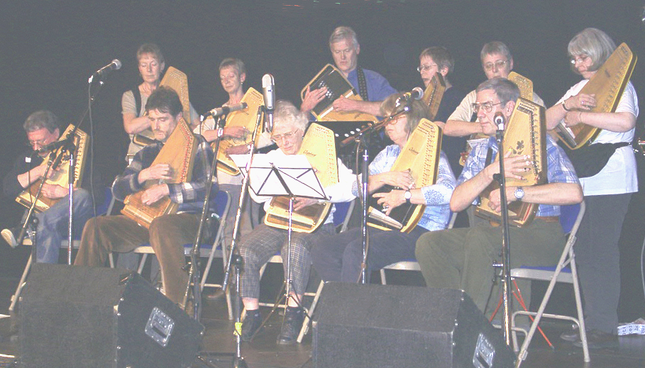 My 2002 diatonic autoharp class performing at Sore Fingers Summer School, Kingham, England. My, they look so studious!