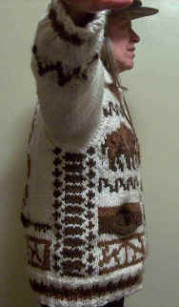 Finished sweater: log-cabin design along sides